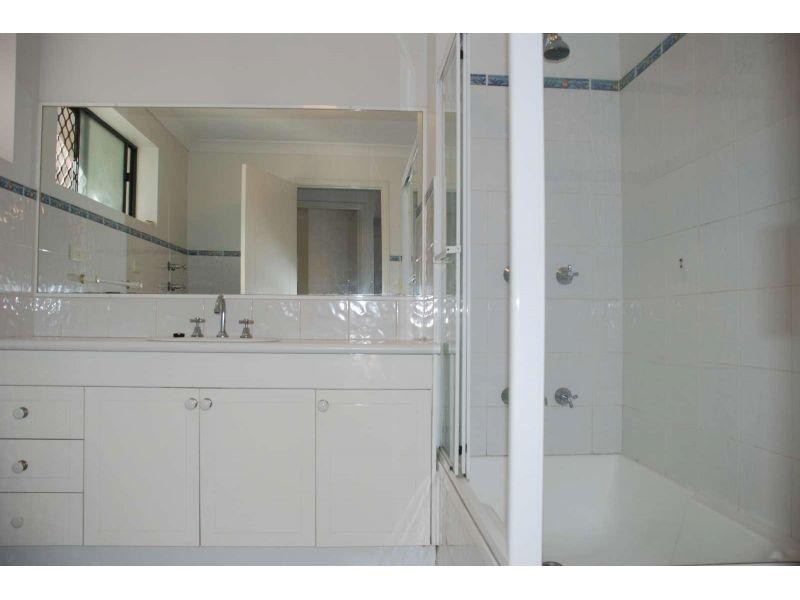 4/38 Park Avenue, Auchenflower QLD 4066