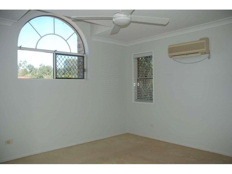 130 Streisand Drive, Mcdowall QLD 4053