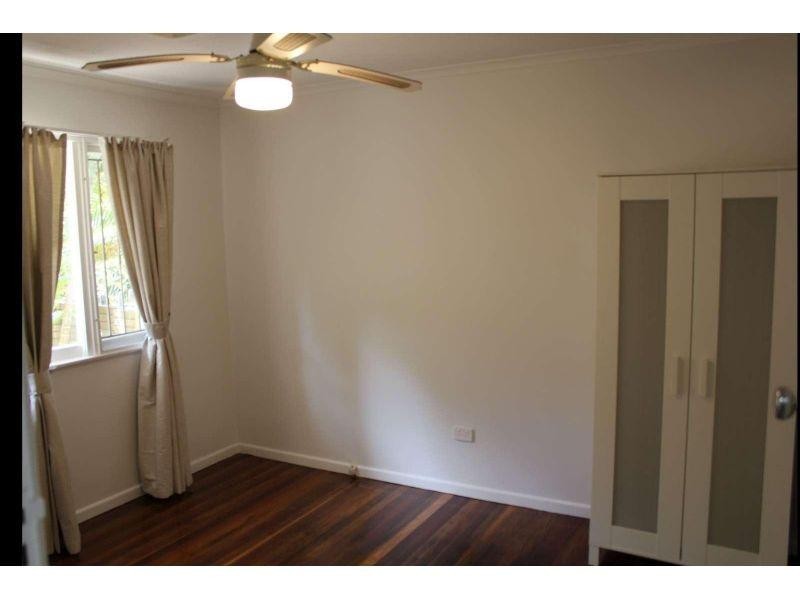 1/83 Wilgarning Street, Stafford Heights QLD 4053