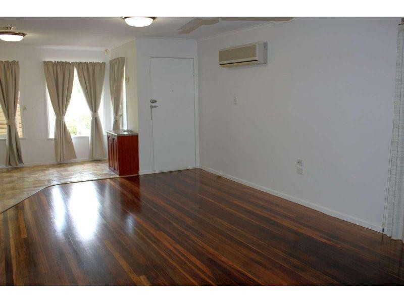 1/83 Wilgarning Street, Stafford Heights QLD 4053