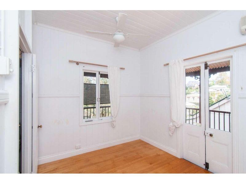 36 Mornington Street, Red Hill QLD 4059