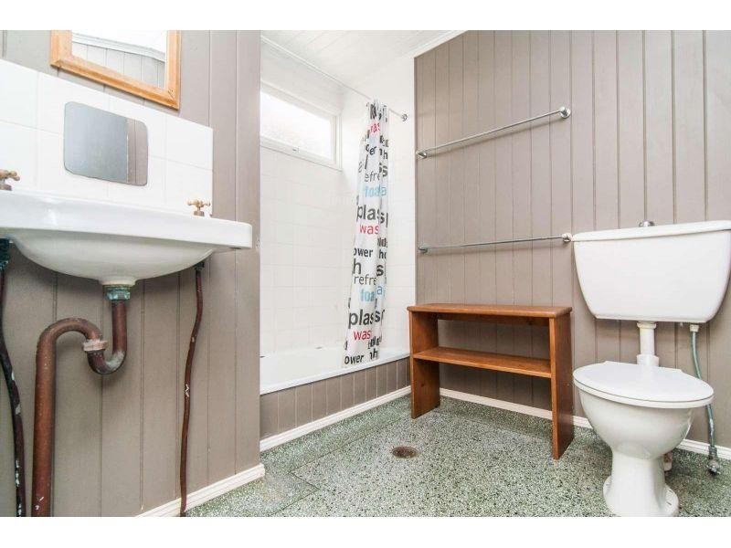 36 Mornington Street, Red Hill QLD 4059