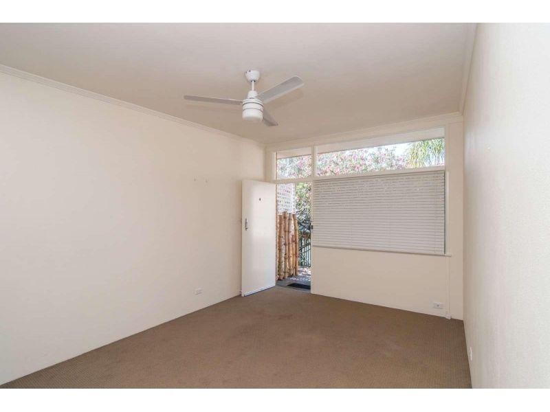 4/74 Highland Terrace, St Lucia QLD 4067