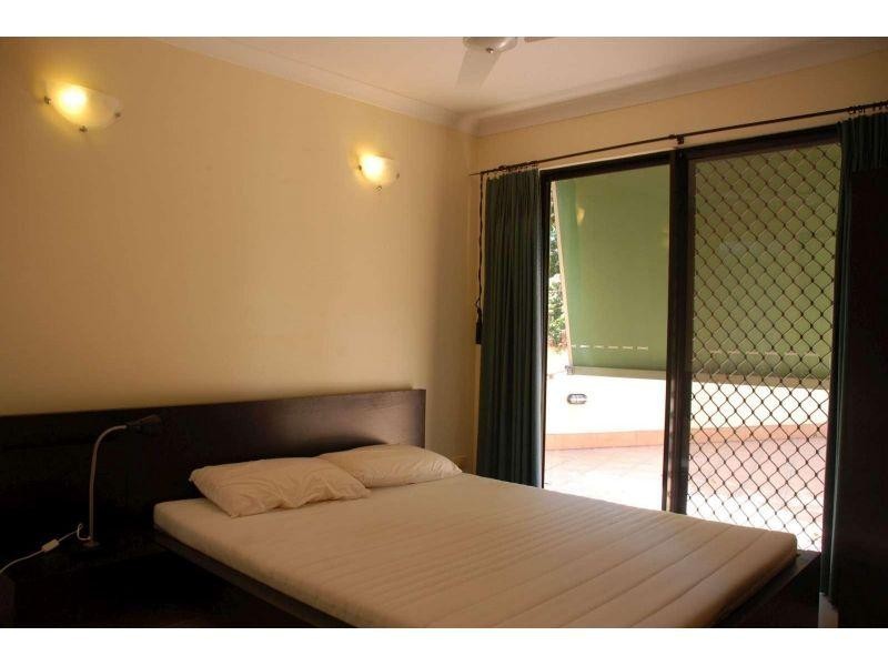 1/121 Sir Fred Schonell Drive, St Lucia QLD 4067
