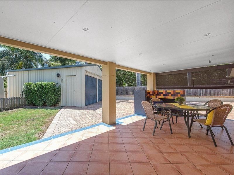 2051 Roghan Road, Bridgeman Downs QLD 4035