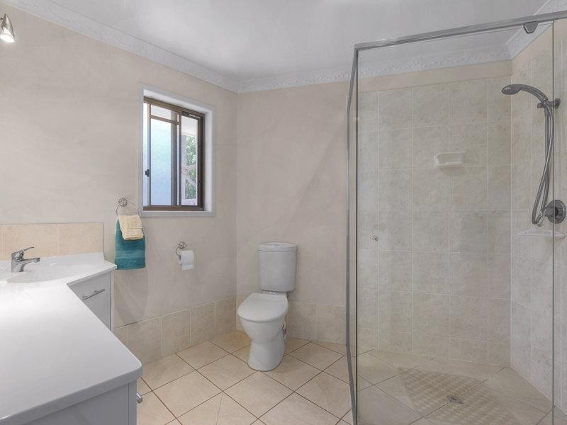 2051 Roghan Road, Bridgeman Downs QLD 4035