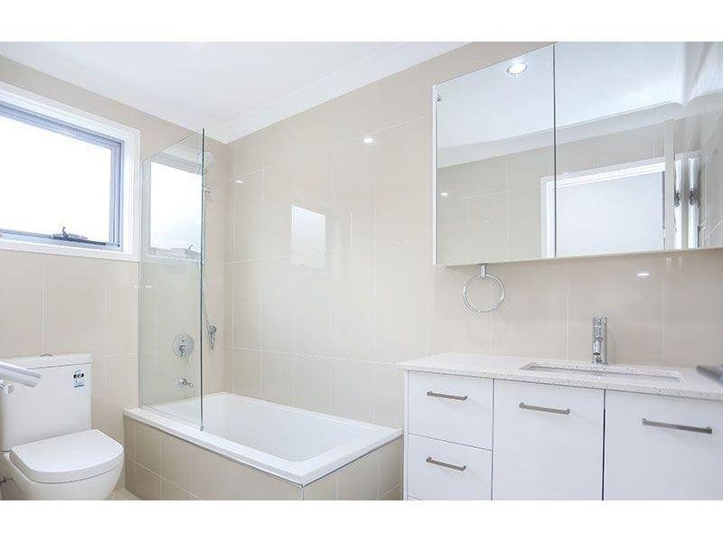 2/15 Terrace Street, Toowong QLD 4066