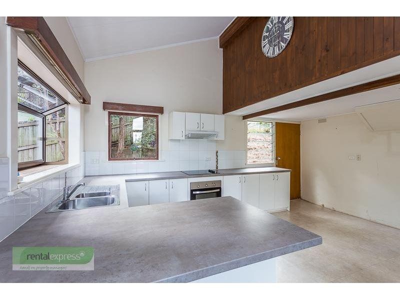 5 Balmore Street, Indooroopilly QLD 4068