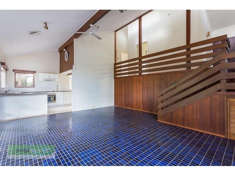5 Balmore Street, Indooroopilly QLD 4068