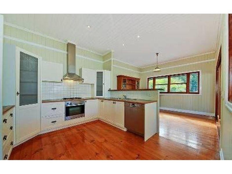 21 Thorne Street, Windsor QLD 4030