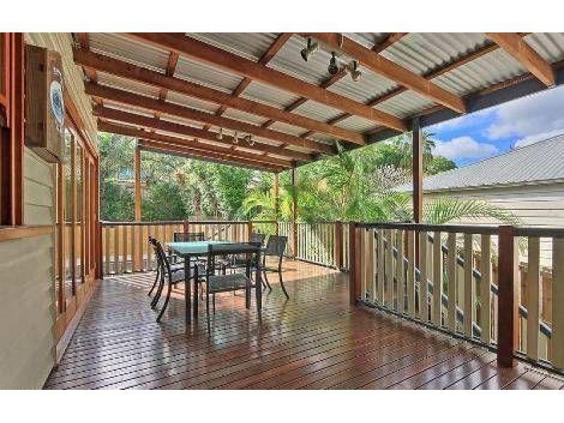 21 Thorne Street, Windsor QLD 4030