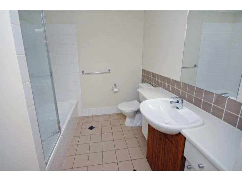 62/54 Vernon Terrace, Newstead QLD 4006