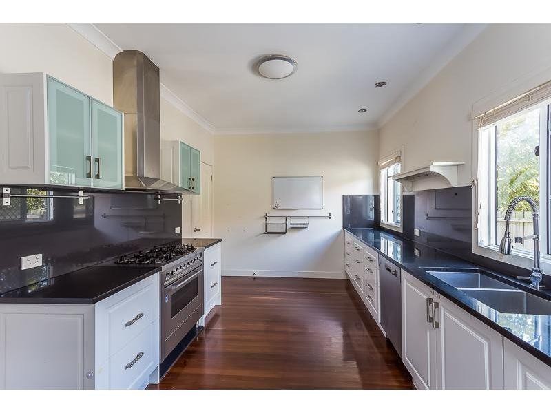 70 Miller Street, Chermside QLD 4032