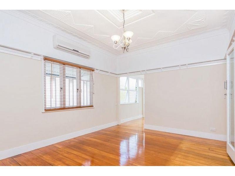 8 Eliza Street, Clayfield QLD 4011