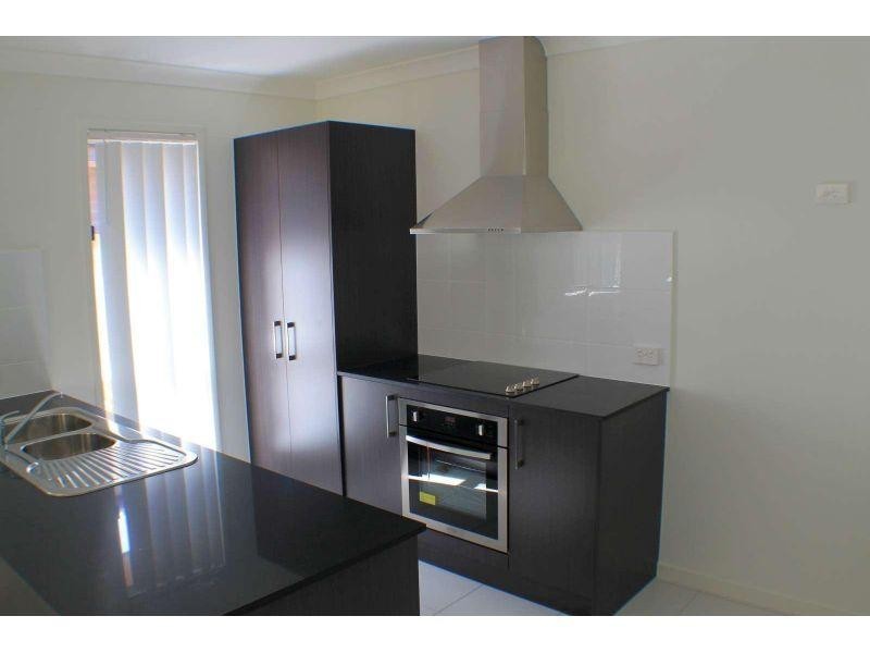 7 Graham Street, Pimpama QLD 4209