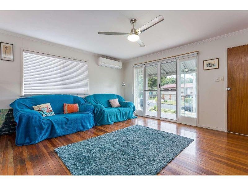 7 Kolora Crescent, Ferny Hills QLD 4055