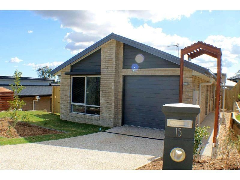 15 Cairnlea Drive, Pimpama QLD 4209
