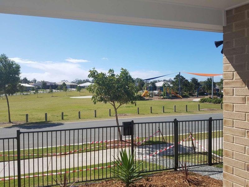 10 Carnarvon Court, Pimpama QLD 4209