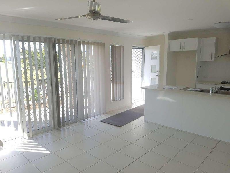 10 Carnarvon Court, Pimpama QLD 4209