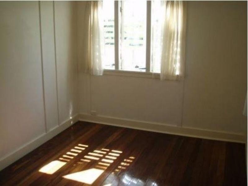 1/6 MacGregor Terrace, Bardon QLD 4065