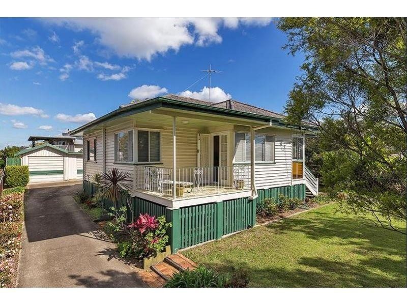 26 Maple Street, Wavell Heights QLD 4012