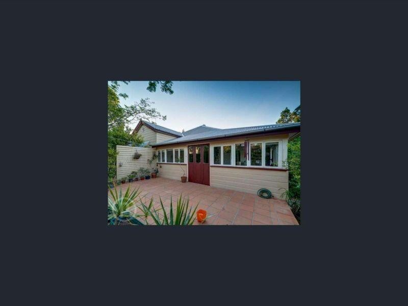 64 Arthur Terrace, Red Hill QLD 4059
