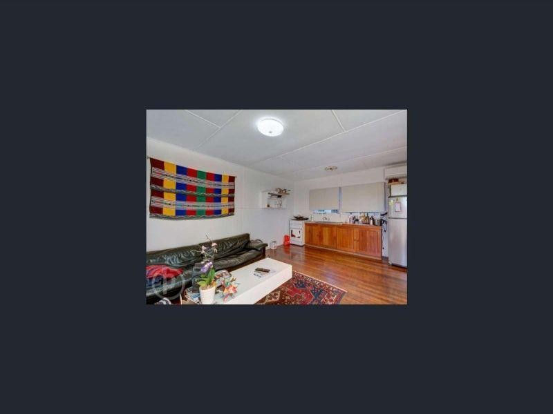 64 Arthur Terrace, Red Hill QLD 4059