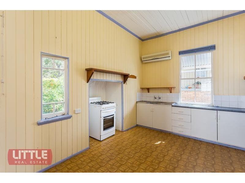 26 Aberleigh Road, Herston QLD 4006