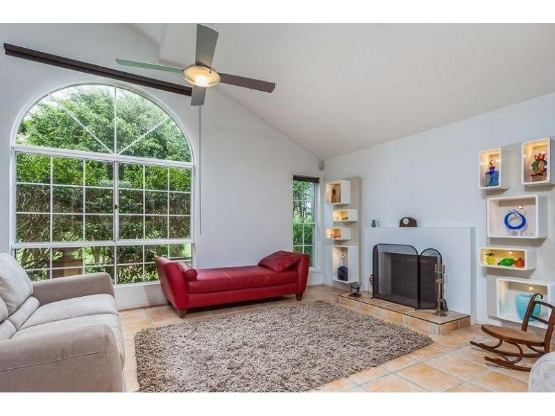 22 Bronson Street, Bridgeman Downs QLD 4035