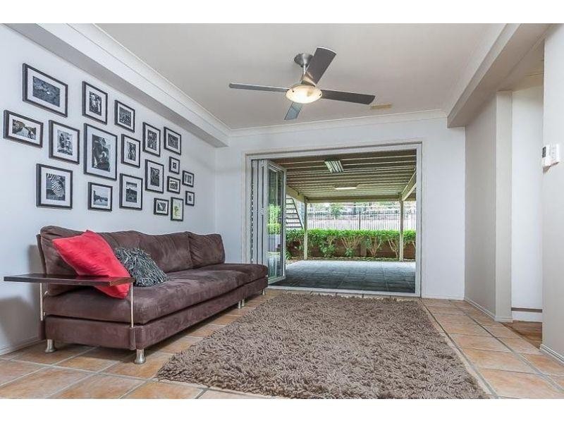 22 Bronson Street, Bridgeman Downs QLD 4035