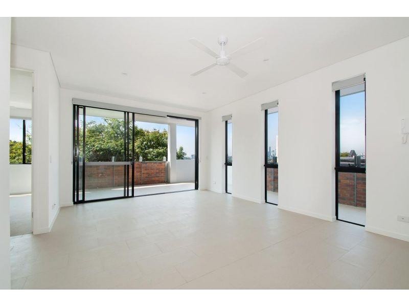 11/366-368 Sandgate Road, Albion QLD 4010