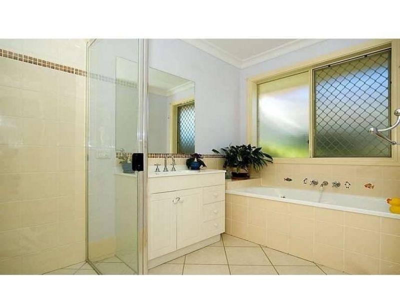 40 James Josey Avenue, Springfield Lakes QLD 4300