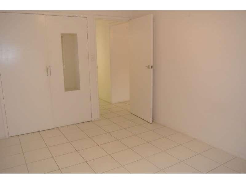 2/20 Mclay Street, Coorparoo QLD 4151