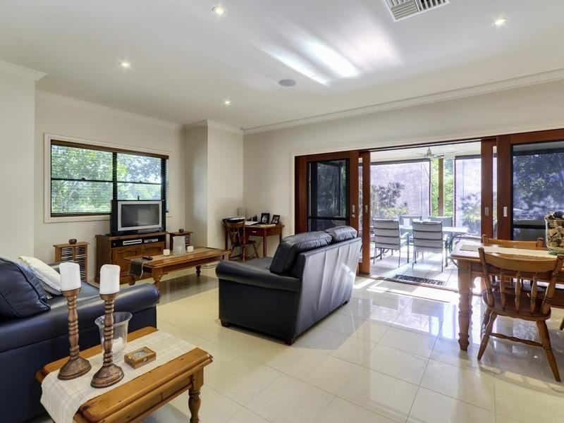 75 Sheffield Street, Corinda QLD 4075