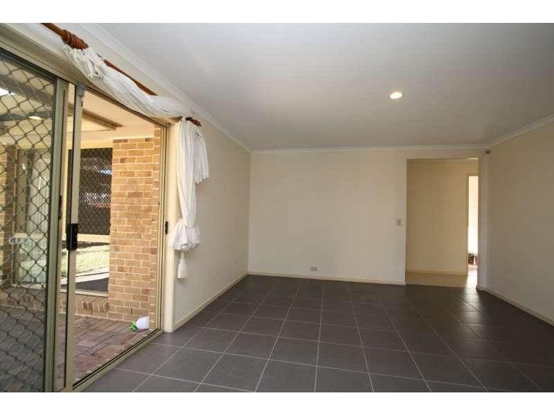 4 Balala Close, Forest Lake QLD 4078