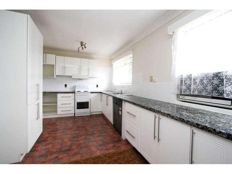 18 Blackton Street, Logan Central QLD 4114