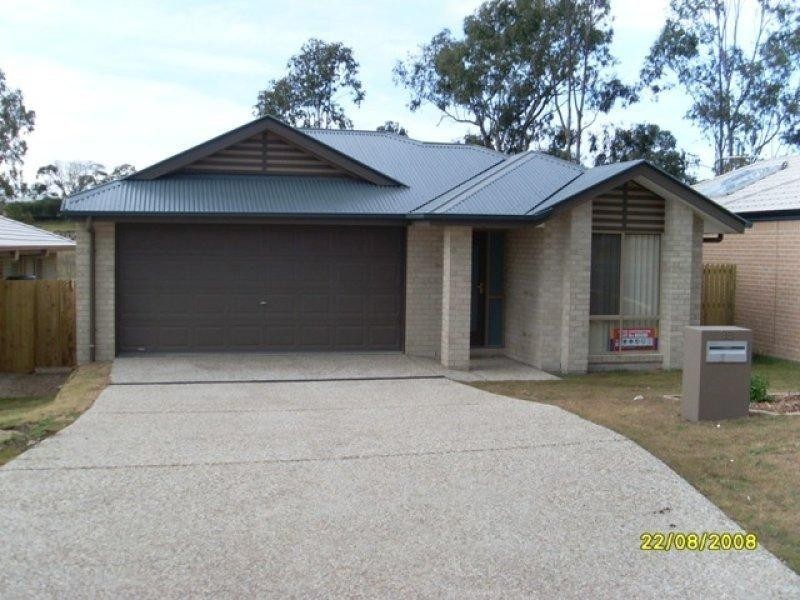 33 Penrose Circuit, Redbank Plains QLD 4301