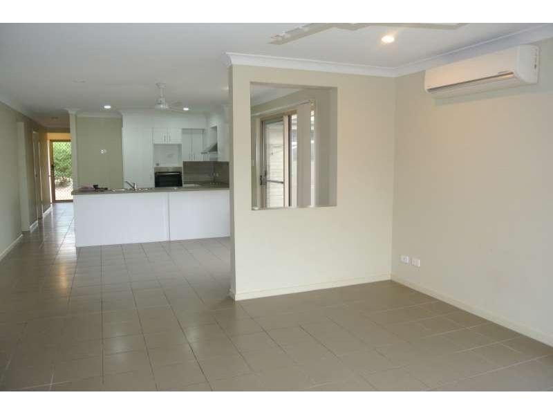 33 Penrose Circuit, Redbank Plains QLD 4301