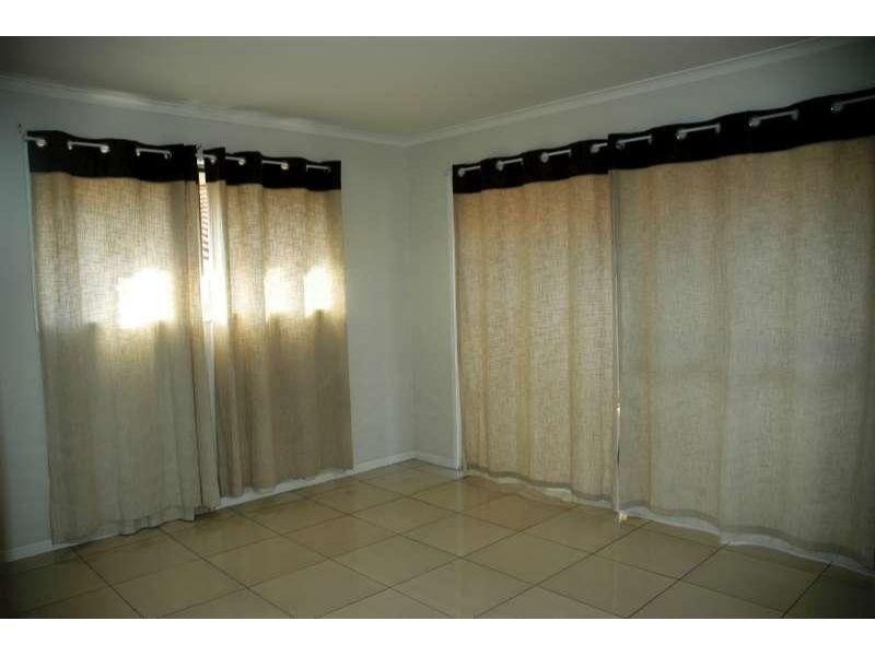 9 Lovell Court, Sinnamon Park QLD 4073