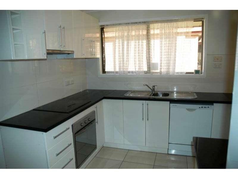 9 Lovell Court, Sinnamon Park QLD 4073