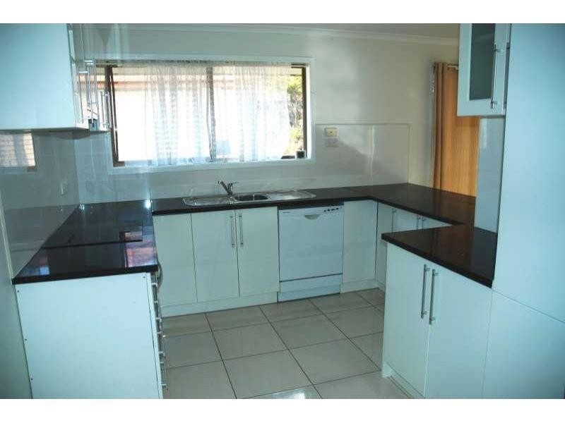 9 Lovell Court, Sinnamon Park QLD 4073