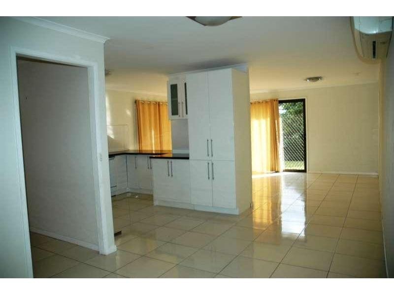 9 Lovell Court, Sinnamon Park QLD 4073