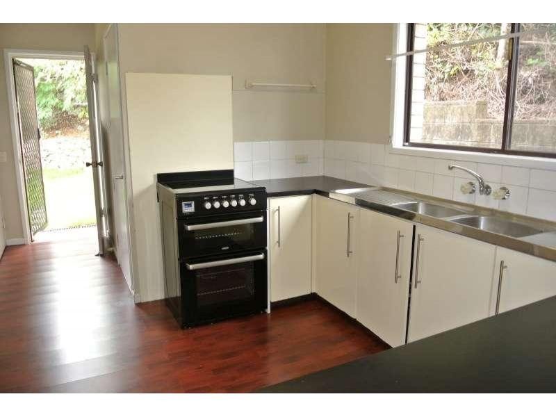 53 Cedarleigh Road, Kenmore QLD 4069