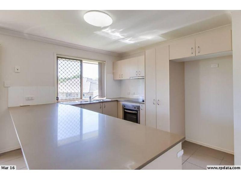 82 Avon Street, Leichhardt QLD 4305