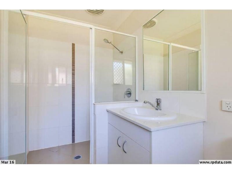 82 Avon Street, Leichhardt QLD 4305