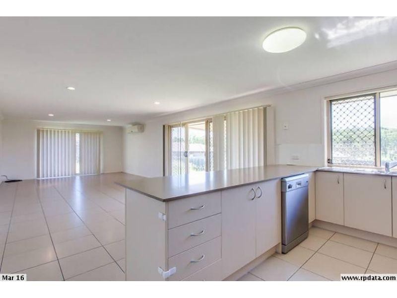 82 Avon Street, Leichhardt QLD 4305