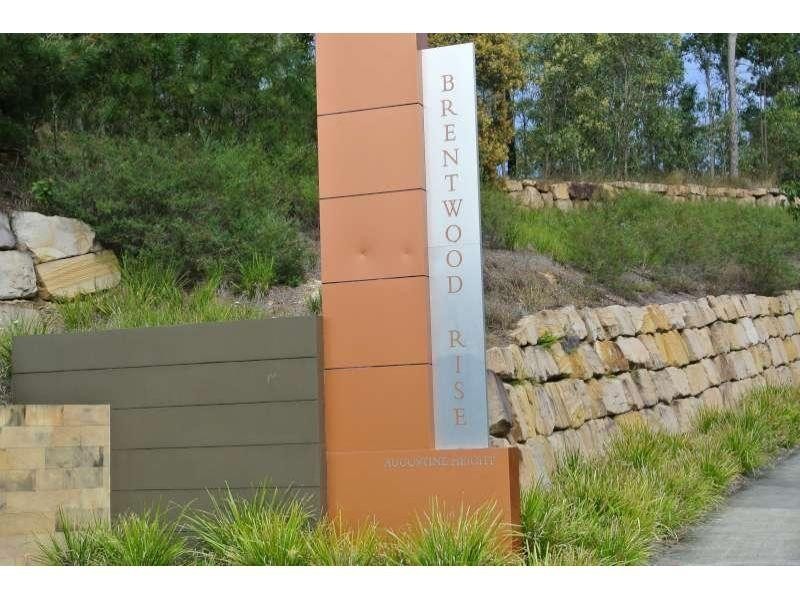 30 Cardena Drive, Augustine Heights QLD 4300