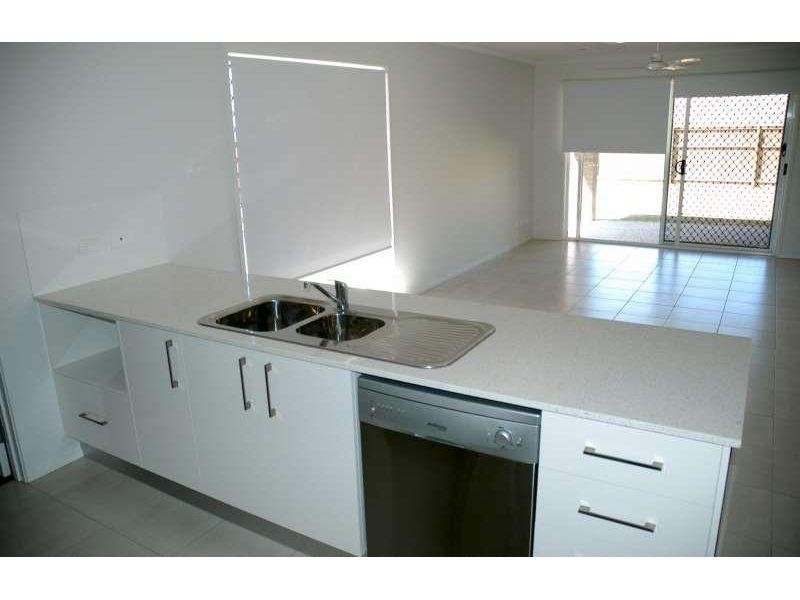 97 Whitmore Crescent, Goodna QLD 4300