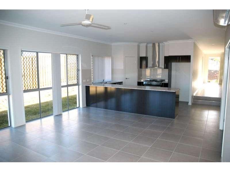 37 Anesbury Street, Doolandella QLD 4077