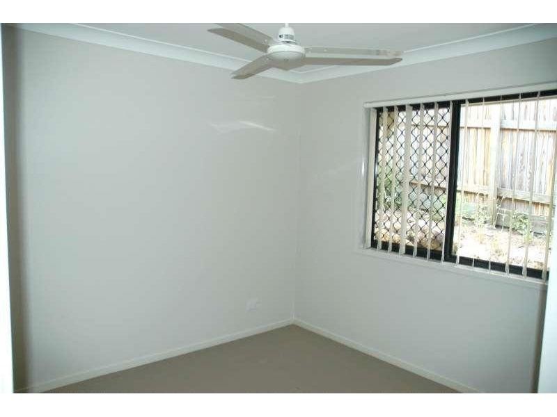 12 Park Edge Drive, Springfield Lakes QLD 4300